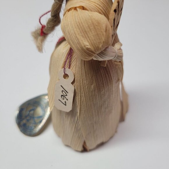 Husk Doll Czechoslovakia Art 5 Inch Fan Braid Woman 1970s Tourist Souvenirs - Picture 9 of 10